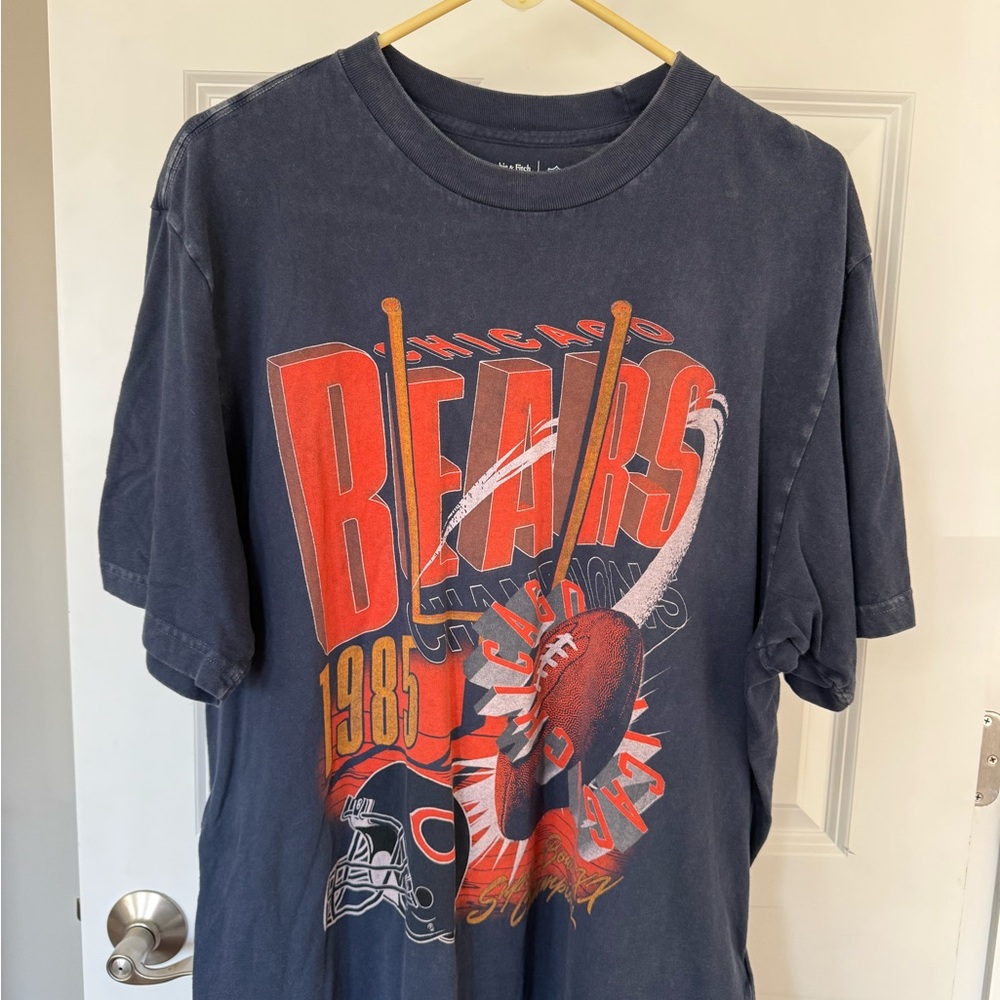 Abercrombie & Fitch Men’s Navy Blue NFL Tee Chicago Bears